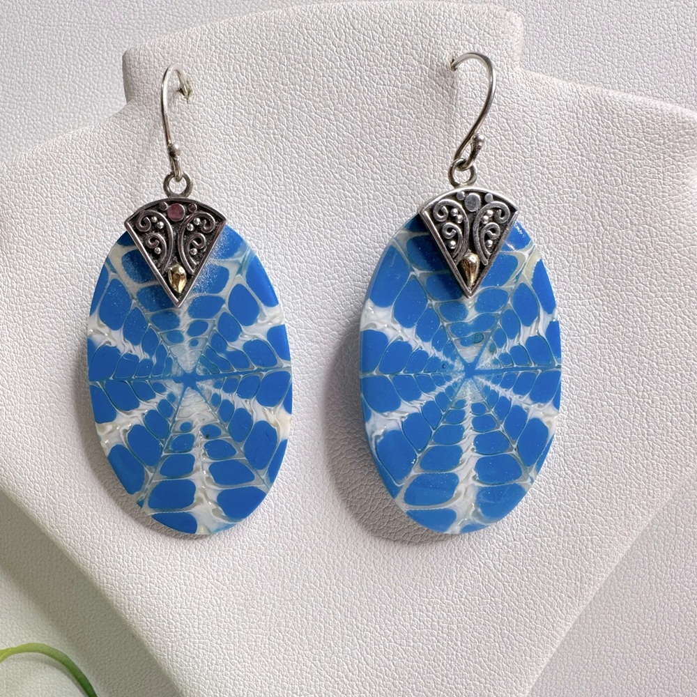 Robert Manse Designs Blue Cone Shell Sterling Silver/ 18k Carving Drop Earrings